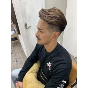 メンズ刈り上げハイライトブリーチ
