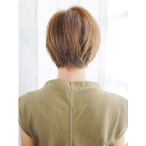 大人美シルエットショート