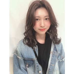 韓国風ミディアムウルフ