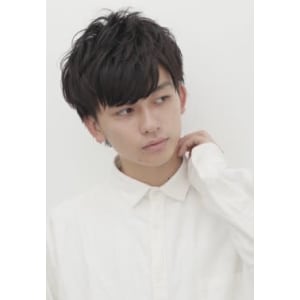 ツーブロナチュラルショート