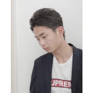爽やか束感！七三ツーブロック