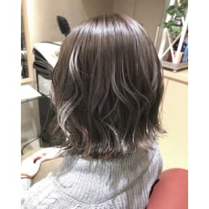 グレージュ・ボブ - EMU international 春日部本店【エムインターナショナル】掲載中