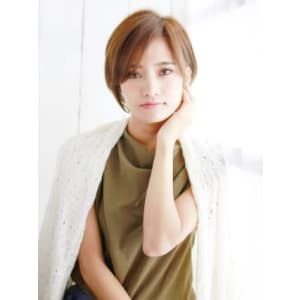 大人美シルエットショート
