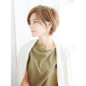 大人美シルエットショート