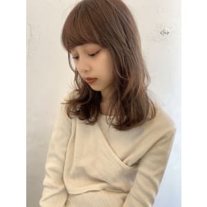 ふんわりパーマ 小顔見えカットＭ338