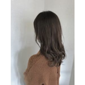 アッシュベージュ