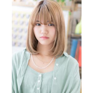 透け感ハイトーンカラーで外国人風☆前下がり切りっぱなしボブ - COVER HAIR & SPA bliss 浦和西口店【カバー ヘア アンド スパ ブリス】【カバー ヘア アンド スパ ブリス ウラワニシグチテン】掲載中