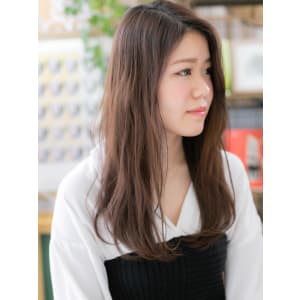 アシンメトリーくせ毛風ニュアンスストレート ベージュカラー - COVER HAIR bliss 川口東口駅前店【カバー ヘア ブリス】【カバー ヘア ブリス カワグチヒガシグチエキマエテン】掲載中