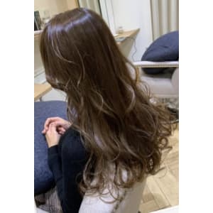 ナチュラルベージュブラウン