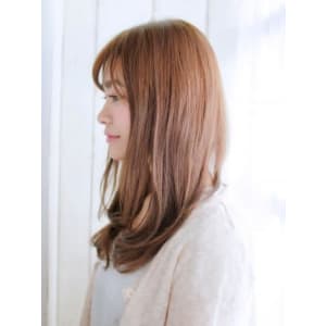 内巻きカールスタイル
