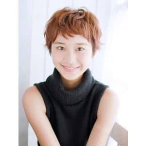 マニッシュな雰囲気が可愛いショートスタイル
