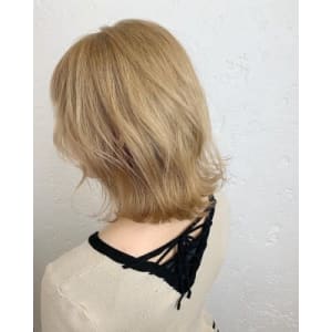 ハイトーンミルクティー池袋モテ髪