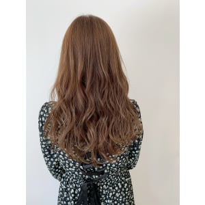 ロング×シアベージュ - トリート ヘアデザイン浦安店【トリート ヘアデザイン ウラヤステン】掲載中