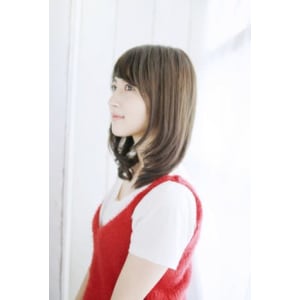 ゆるふわ内巻きレイヤースタイル