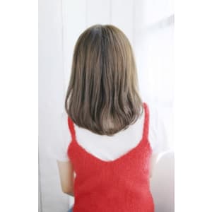 ゆるふわ内巻きレイヤースタイル