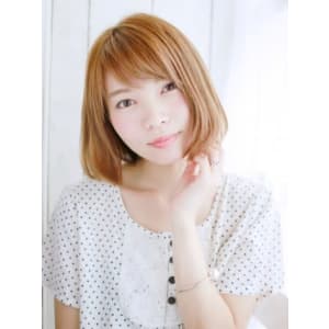 大人可愛いナチュラルボブスタイル