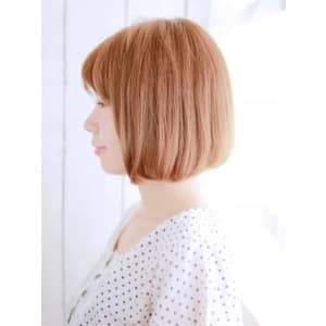 大人可愛いナチュラルボブスタイル