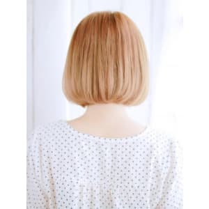 大人可愛いナチュラルボブスタイル
