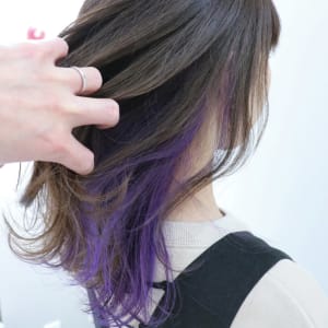 ブルーバイオレット×インナーカラー - トリート ヘアデザイン浦安店【トリート ヘアデザイン ウラヤステン】掲載中