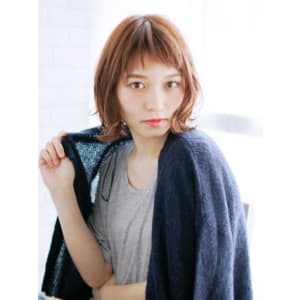 外ハネカールボブスタイル