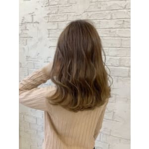 ミルクティーベージュブランジュノーブルミディアム2076