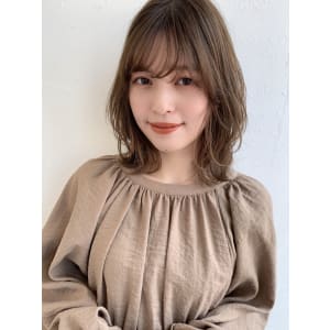 大人のレイヤー無造作パーマ
