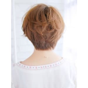 柔らかいショートミックススタイル