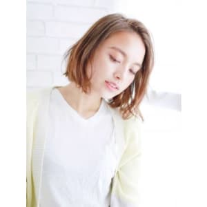揺れるようなミックスカール