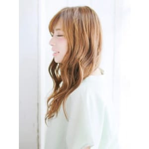 ハイトーンゆるふわミックスカール - hair make nalu 荻窪西口 白山神社参道通り店【ヘアメイクナルオギクボニシグチハクサンジンジャサンドウドオリ】掲載中