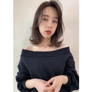 外ハネボブ　ふんわりカジュアルヘアM356