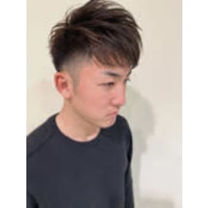 刈り上げショート