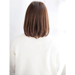 大人かきあげバングのワンカールスタイル