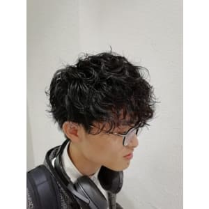 スパイラルパーマ×メガネ【Ash元住吉店ヘアスタイル】