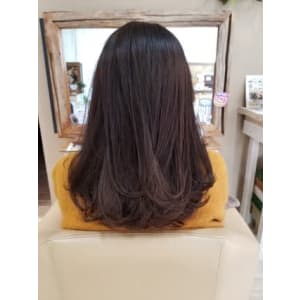 セミロング×リッチピンク