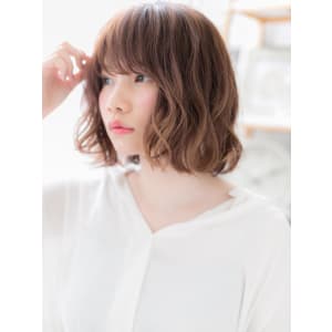 しっかりカール×3Dカラーの外国人風大人ボブ 厚めバング - mod's hair 上尾【モッズヘア】上尾西口店【モッズヘア アゲオニシグチテン】掲載中
