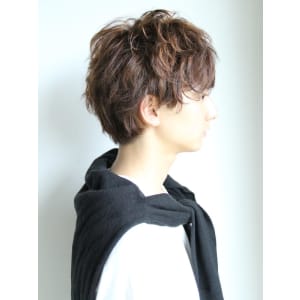 カッコかわいい外ハネショート