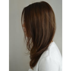 大人可愛いトレンドセミディー