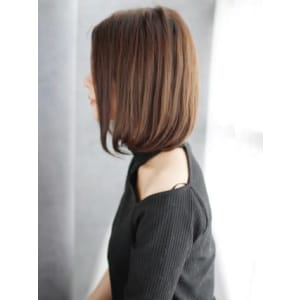大人かきあげバングのワンカールスタイル