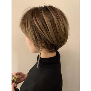 【Neoliveaim横浜西口】襟足スッキリ丸みショート