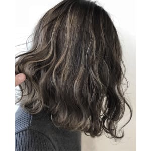 【ambleluxe池袋ハイライトカラー】