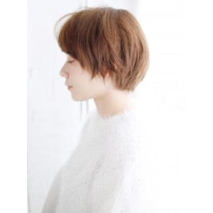ナチュラルショートボブスタイル