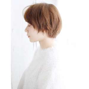 ナチュラルショートボブスタイル