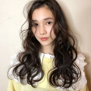 ふわっとロングのガーリーウェーブ♪