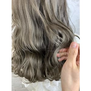 グラデーション、ハイライト、グレージュ、池袋