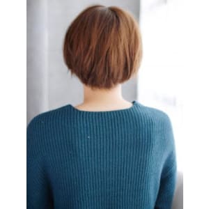 ナチュラルショートボブスタイル