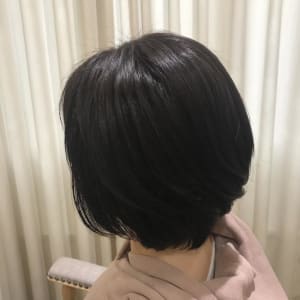 ショートボブ