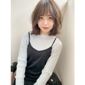 アフロート添田】くびれミディ アッシュカラー