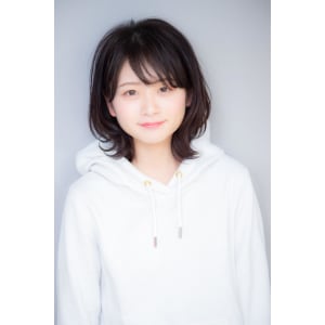 大人かわいい黒髪外ハネボブ