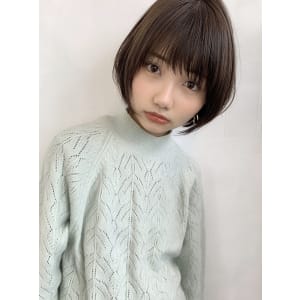 大人綺麗ひし形シルエットショートボブ