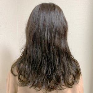 プラチナベージュ＆くしゅくしゅパーマ